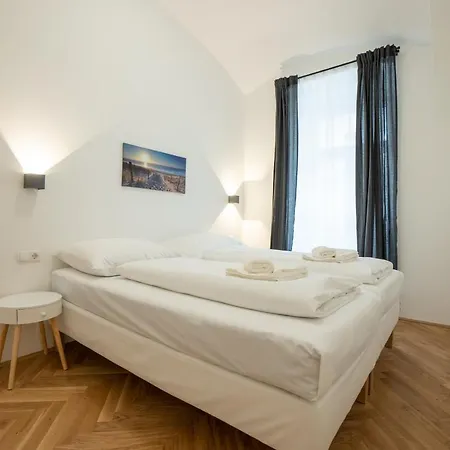 Modern Hotel-Styled Apartment In The Second District Of Vienna. Exterior photo