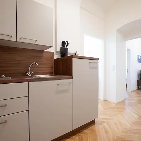 Modern Hotel-Styled Apartment In The Second District Of Vienna. Exterior photo