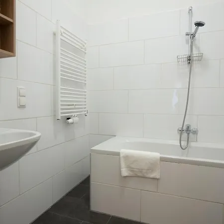 Modern Hotel-Styled Apartment In The Second District Of Vienna. Exterior photo