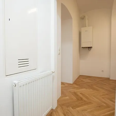 Modern Hotel-Styled Apartment In The Second District Of Vienna. Exterior photo